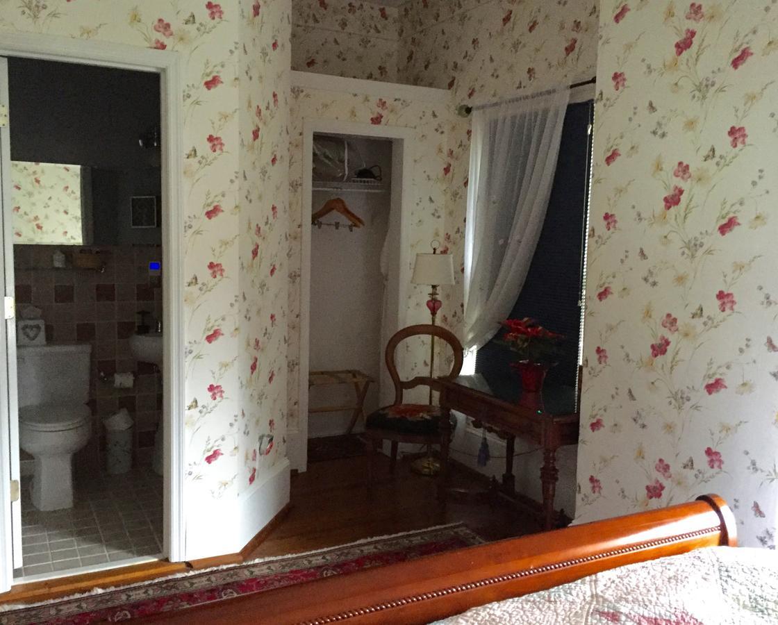 Queen Room,531476004:JPEG